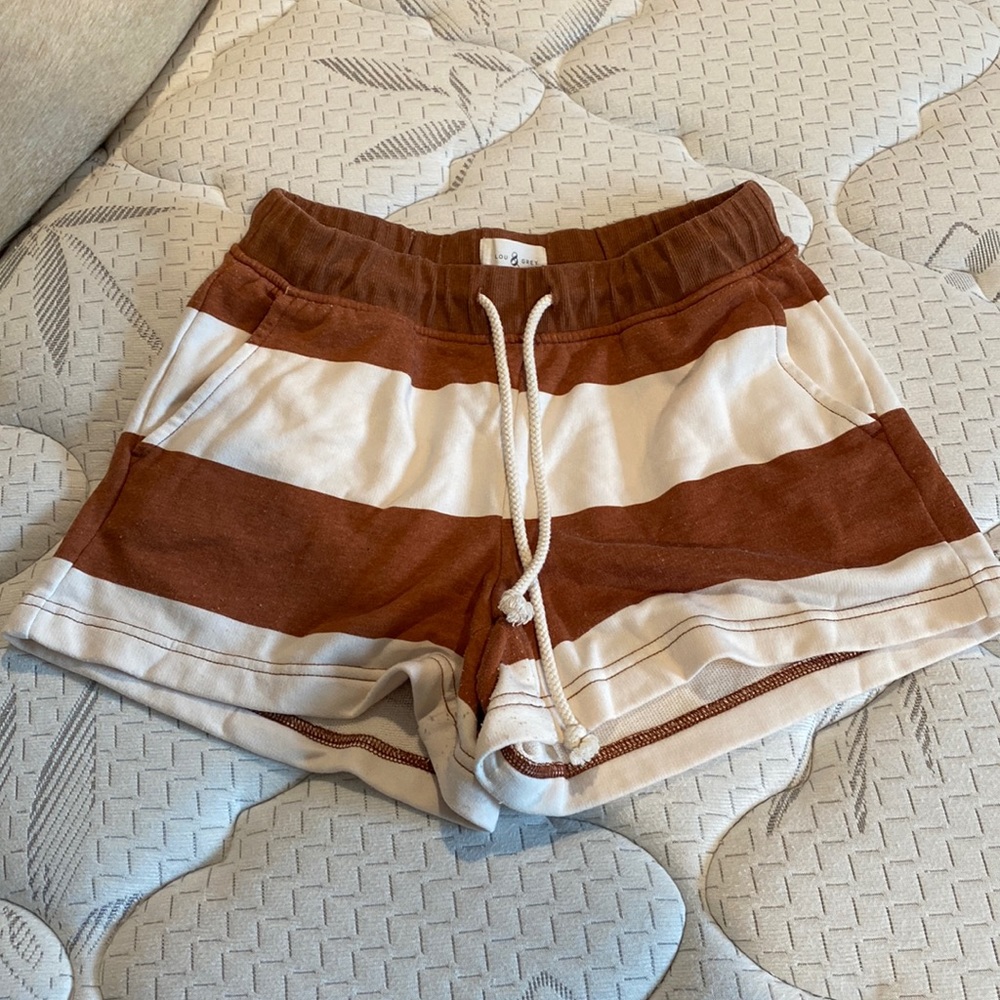 LOU&GREY brown/white stripped shorts size XS.